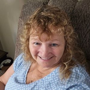 Meet your Posher, Sandra lynn